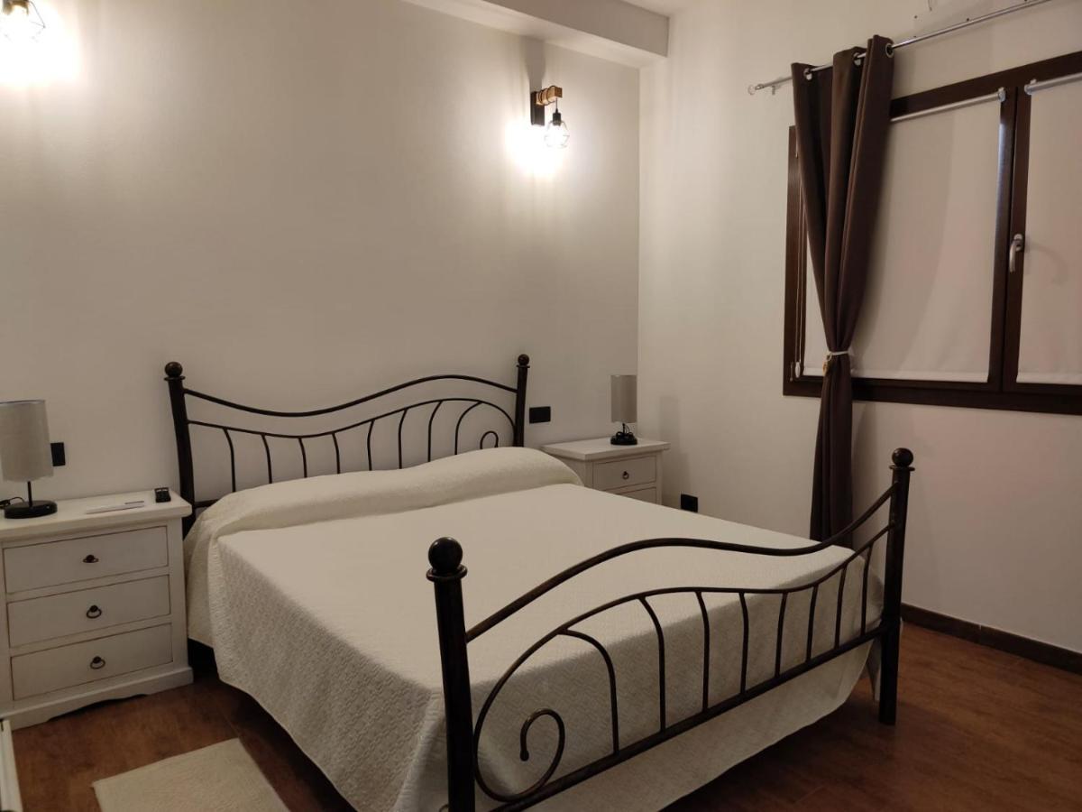 Casa Janas Affittacamere Bed & Breakfast Piscinas Exterior photo